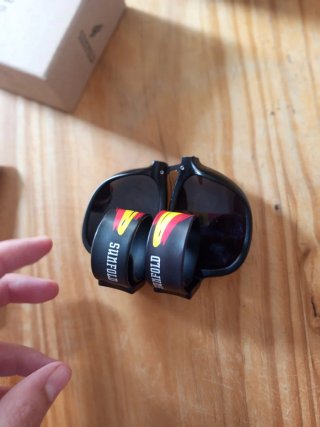 Gafas de sol negras