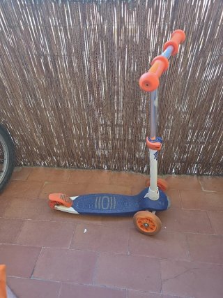 Patinete infantil 3 ruedas azul y naranja