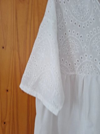 Blusa blanca bordada talla única