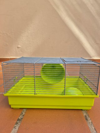 Jaula para hámster con accesorios