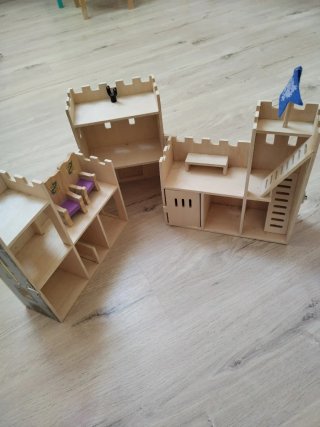 Castillo de madera para jugar