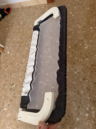 Barrera de seguridad extensible para cama