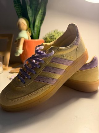 Zapatillas Adidas Spezial Amarillas y Rosas