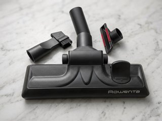 Aspiradora Rowenta Compact Power RO3953EA Roja