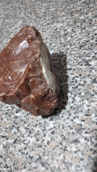 Pietra grezza diaspro o selce