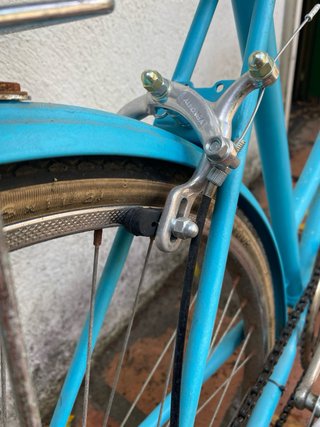Bicicleta paseo azul vintage