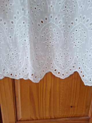Blusa blanca bordada