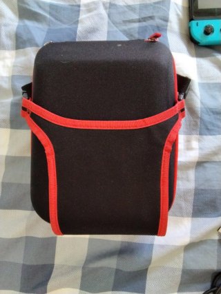Nintendo Switch con mando y cargador