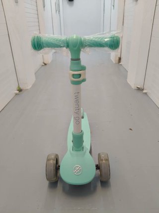 Patinete infantil 3 ruedas luces LED