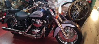 Motocicleta Honda Shadow VT 750 American Clasic