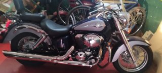Motocicleta Honda Shadow VT 750 American Clasic