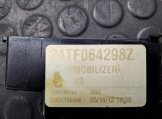 Renault 112472 24tf064298z centralita magnum 520