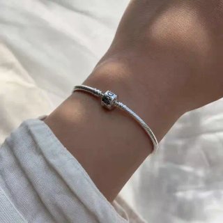 Romantic Silver Snake Chain Bracelet with Heart