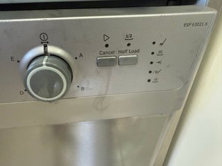 Lavavajillas Electrolux ESF 63021 X. REBAJADO!!!