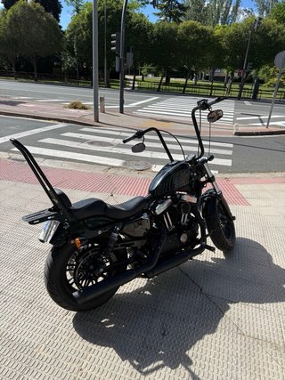 Harley-Davidson Forty-Eight Negra