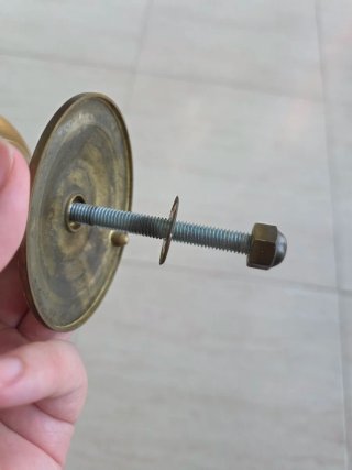 Pomo de latón vintage