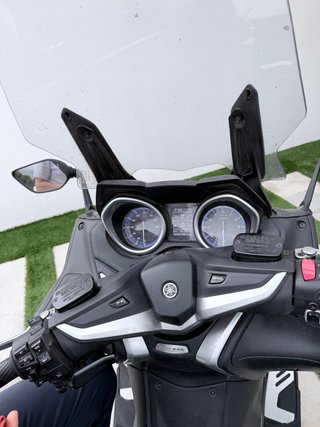 Yamaha TMAX 530 DX Negra
