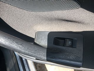 MANDO ELEVALUNAS TRASERO DERECHO VOLKSWAGEN GOLF