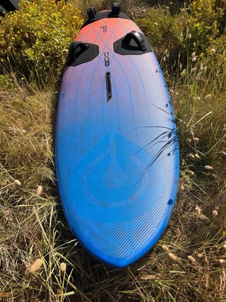 Tabla Windsurf Goya Carrera V5 Carbon 117  6.1 kg