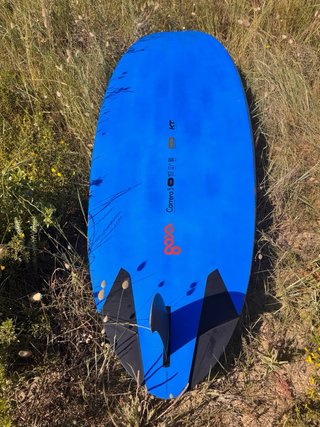 Tabla Windsurf Goya Carrera V5 Carbon 117  6.1 kg