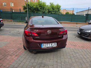 Opel Astra 1.4 GLP Elegance etiqueta ECO 140 cv