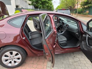 Opel Astra 1.4 GLP Elegance etiqueta ECO 140 cv