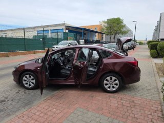 Opel Astra 1.4 GLP Elegance etiqueta ECO 140 cv