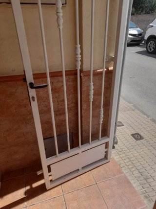 Cancelas blancas de forja