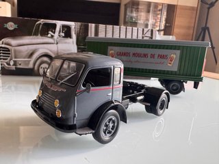 Camión Renault Faineant 1:43