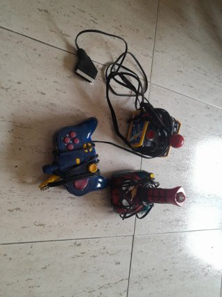 Lote mandos y consola retro. Spiderman