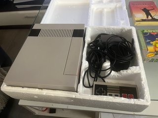 Nintendo NES Control Deck + Videojuegos