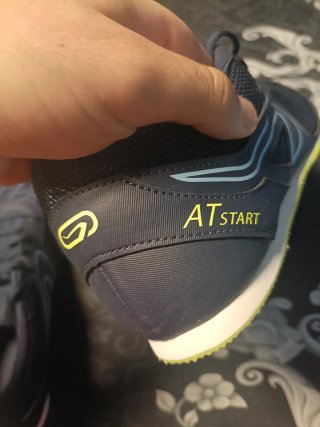 Zapatillas clavos Kalenji azul y verde