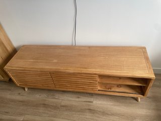 Mueble TV Madera Maciza