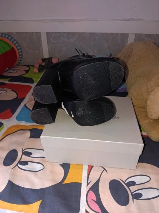 Zapatos de tacón negros talla 39