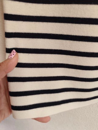Falda de chica talla S de Massimo Dutti.