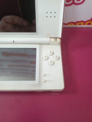 Nintendo DS Lite Blanca + Cargador