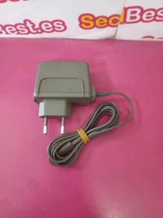 Nintendo DS Lite Blanca + Cargador