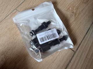 Cofre Baúl Givi B45 + Soportes Triumph speed 400