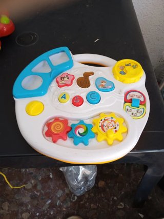Juguete musical interactivo para bebés