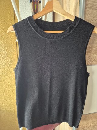 Conjunto falda y suéter de tirante