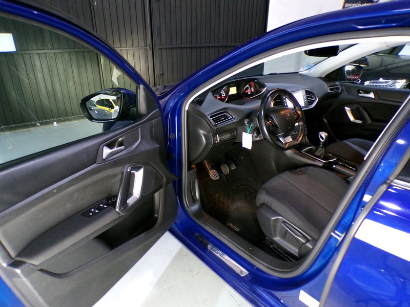 Peugeot 308 2019, foto 26