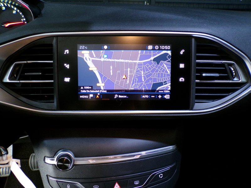 Peugeot 308 2019, foto 33