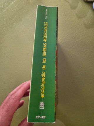 Enciclopedia de las hierbas medicinales.