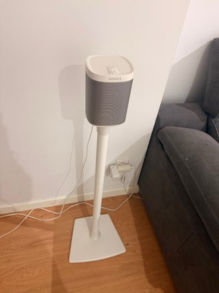 Altoparlante Sonos con piedistallo