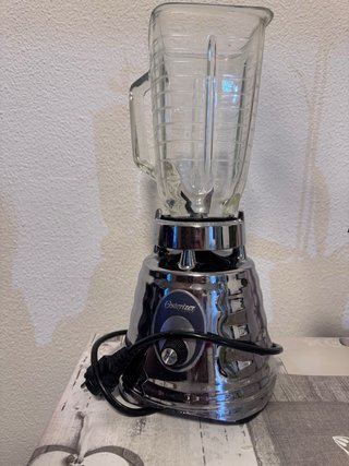 Licuadora Oster Cromada