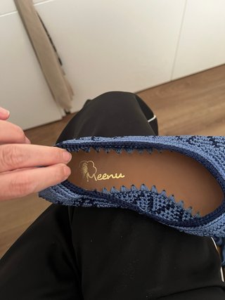 Manoletinas azules de crochet