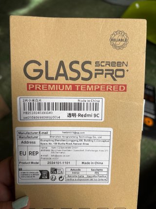 Lote protectores pantalla y fundas 4-OK Otterbox