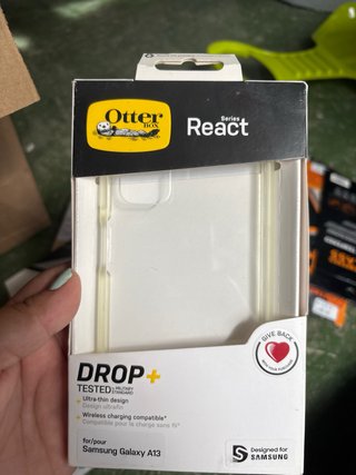 Lote protectores pantalla y fundas 4-OK Otterbox