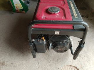 Generador Em4000 AVR