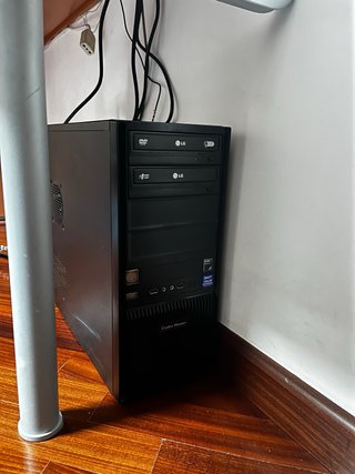 Postazione PC Completa